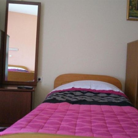 Hotel Galaxias Káto Loutrákion Kültér fotó