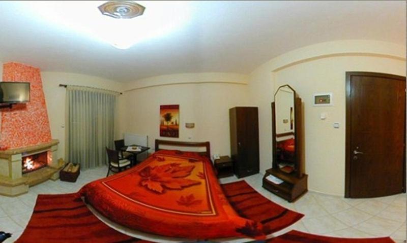 Hotel Galaxias Káto Loutrákion Kültér fotó