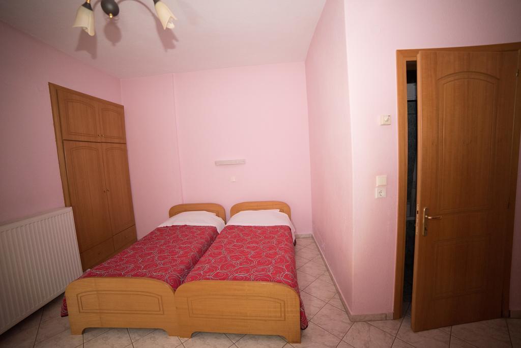 Hotel Galaxias Káto Loutrákion Kültér fotó